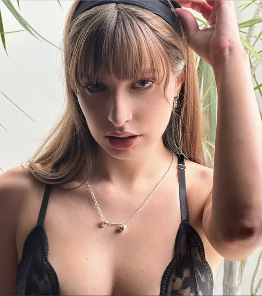 Maya - Onlyfans